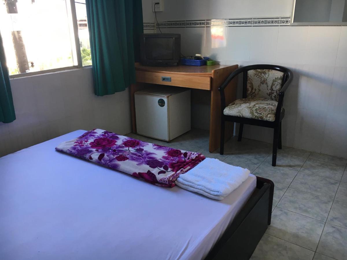 Khach San Thien Phuc Hotel Ca Mau Exterior photo