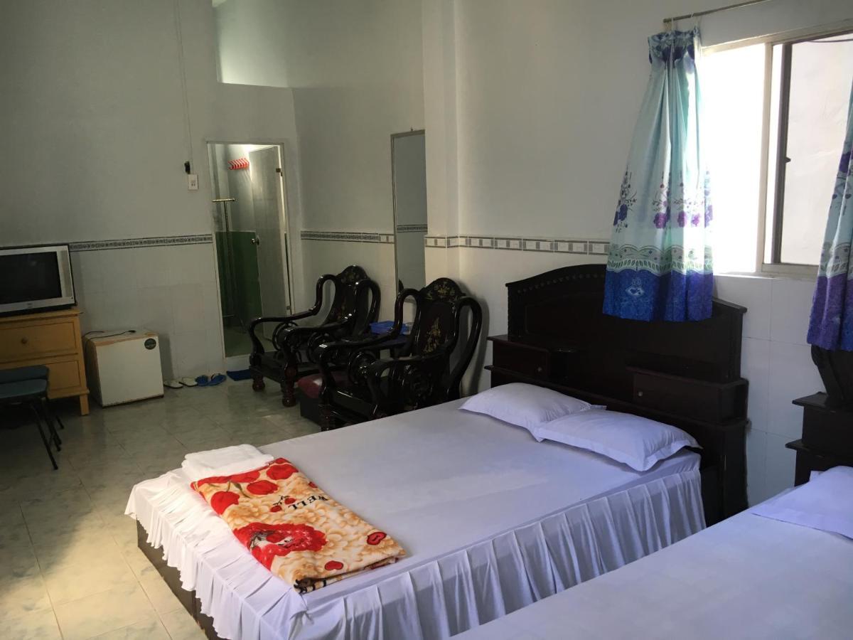 Khach San Thien Phuc Hotel Ca Mau Exterior photo